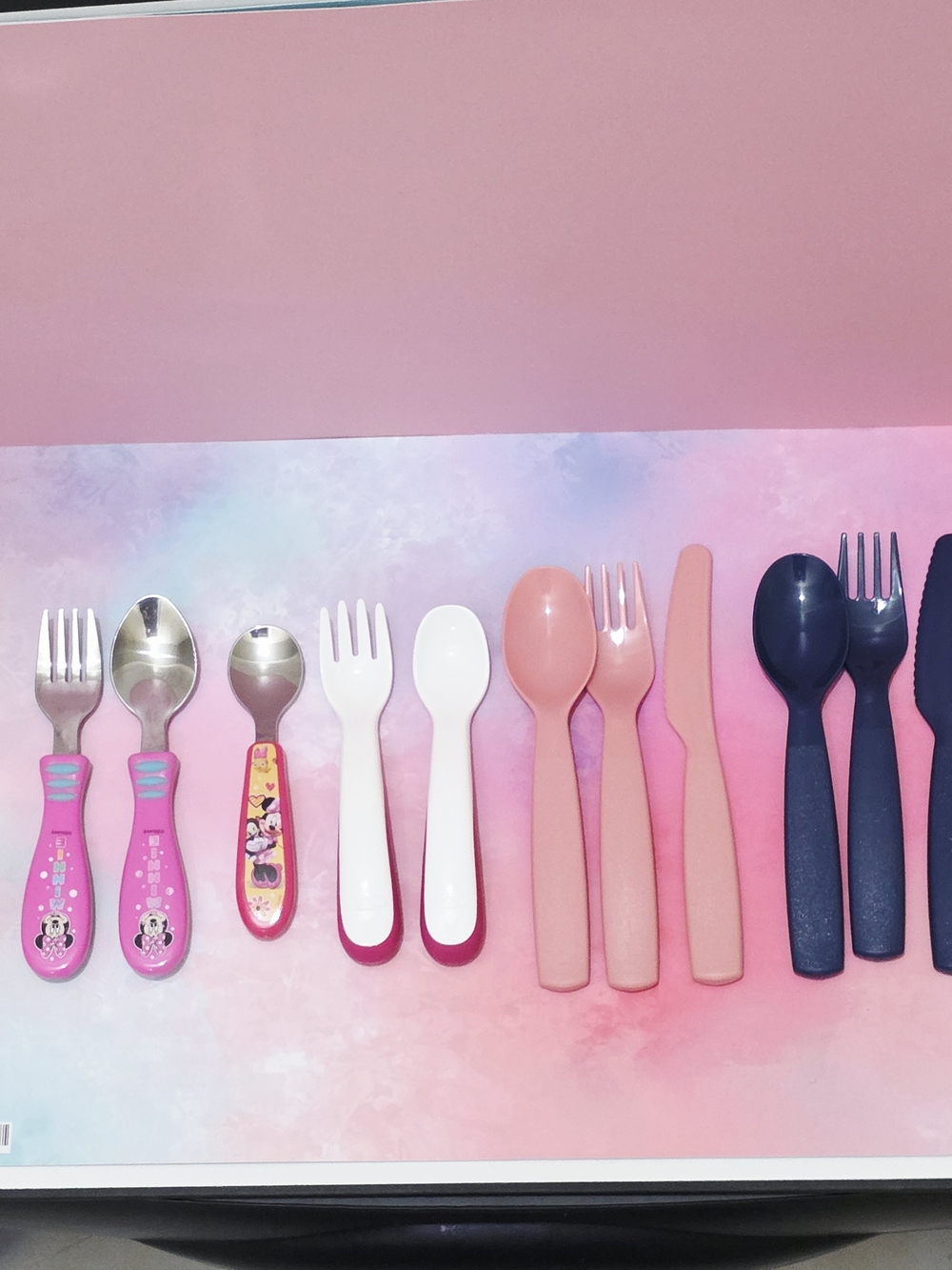 Toddler, Little Girl, Cutlery Utensil Dinnerware Sets (Minnie Mouse, Pink, Blue)